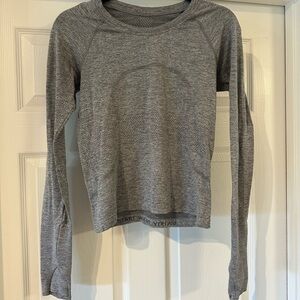 Lululemon Athletica Gray Crop Long Sleeve Top